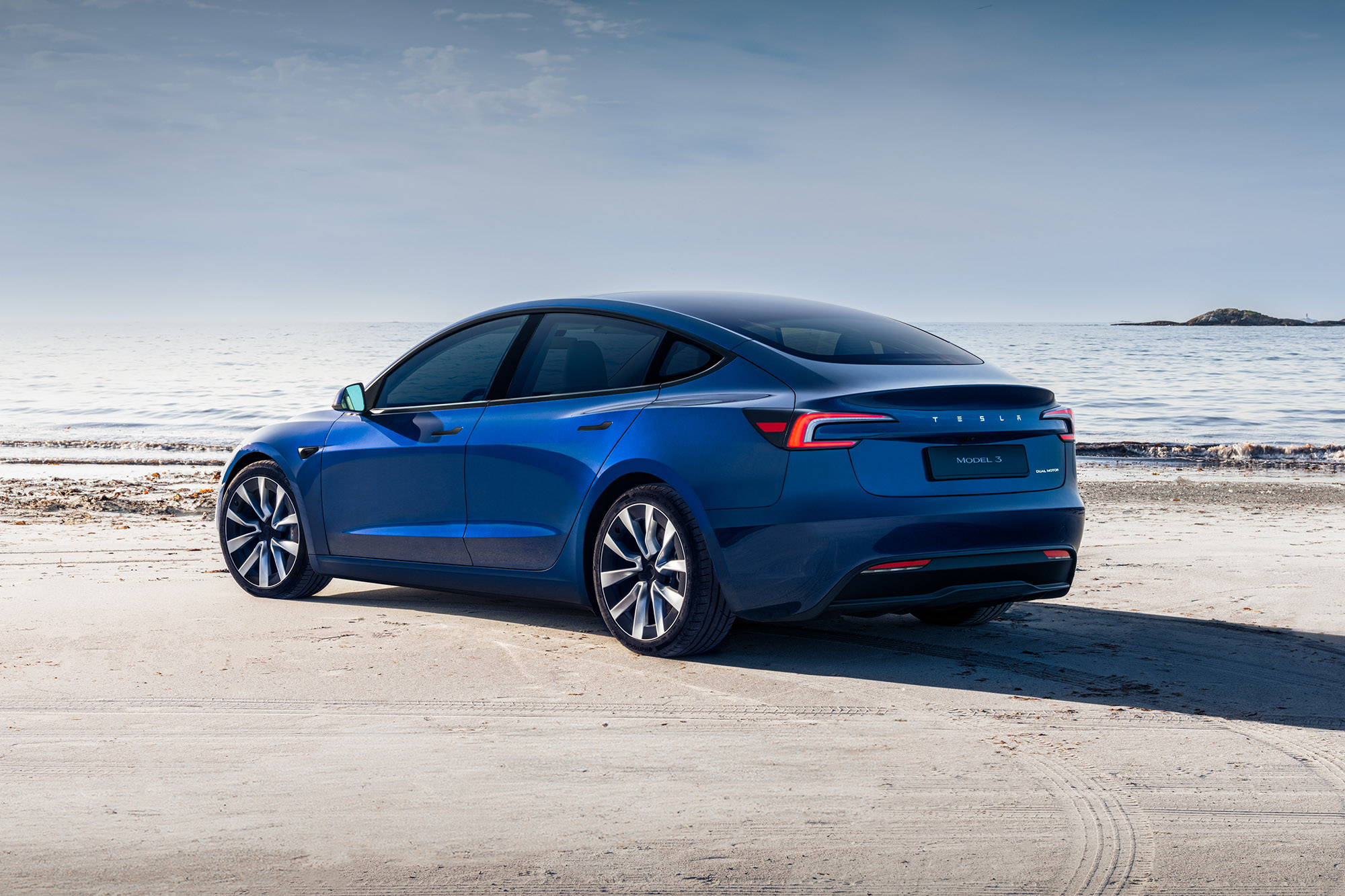 Tesla Model 3 Long Range (2024) — New