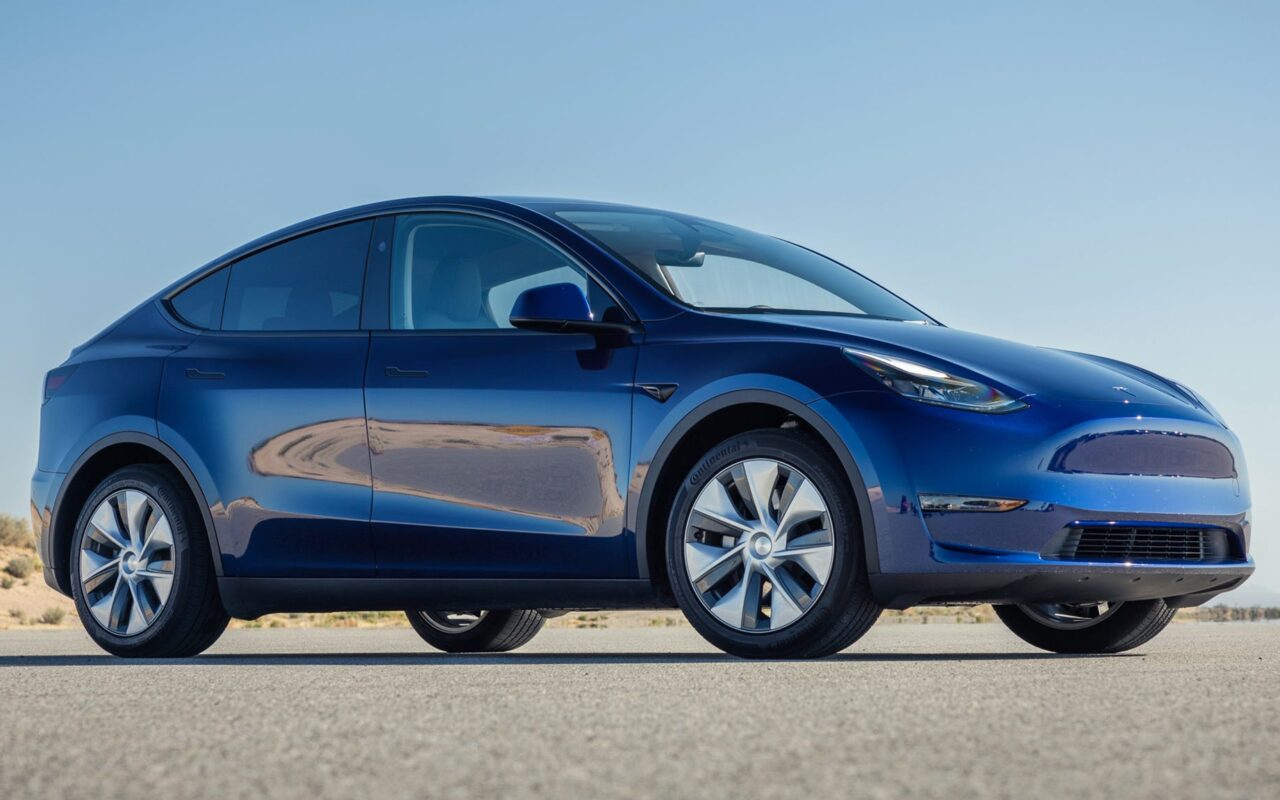 Tesla Model Y Long Range (2024) — New